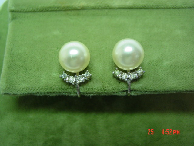 Marvella Faux Pearl Rhinestone Screwback Clip Earrings