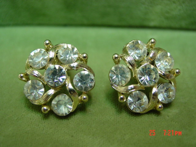 Lisner Clear Rhinestone Clip Earrings