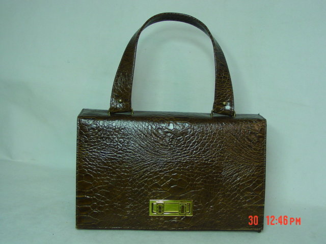 Triangle New York Brown Vinyl Reptile Handbag Purse