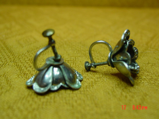 Czechoslovakia Aluminum Eloxal Flower Screwback Earrings