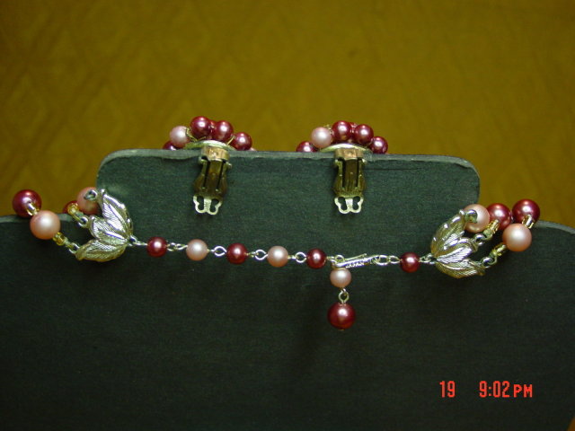 Gorgeous Japan 3 Strand Cranberry & Rose Bead Necklace & Clip Earrings