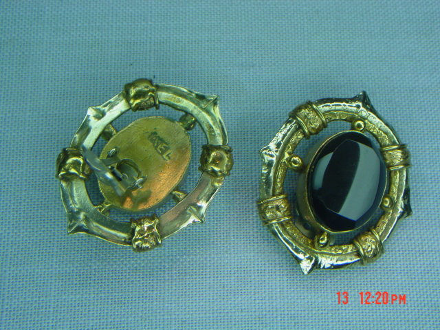 1950's IXEL Mexico Black Glass Clip Earrings