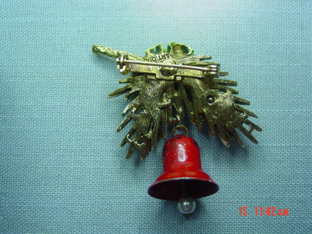 Vintage ART Pine Branch Pine Cone Bell Pin