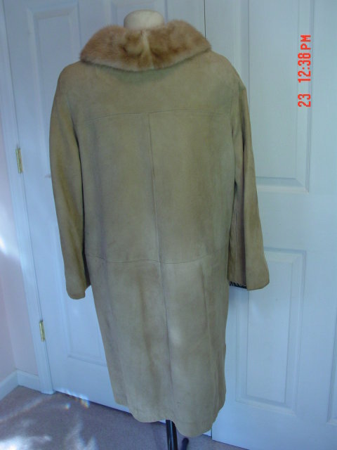 Vintage Size 8 Tan Suede Leather Coat with Mink Collar