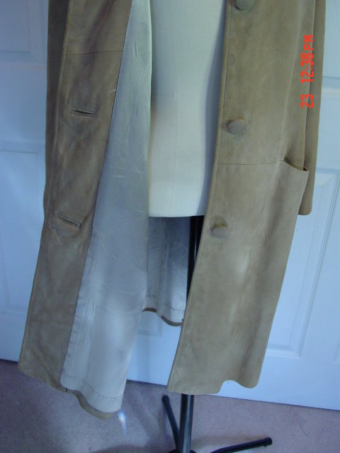 Vintage Size 8 Tan Suede Leather Coat with Mink Collar
