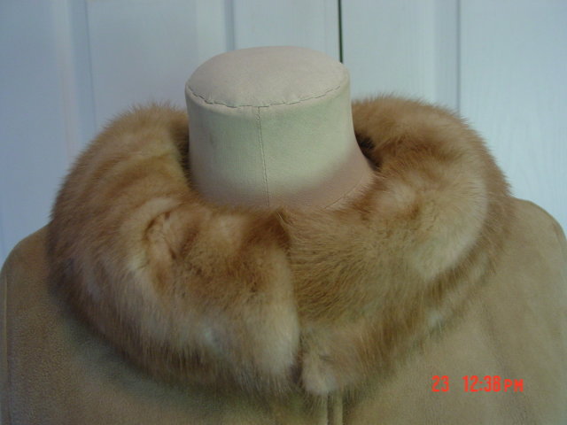 Vintage Size 8 Tan Suede Leather Coat with Mink Collar