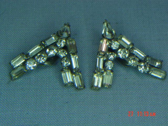 Vintage Clear Rhinestone Clip Earrings