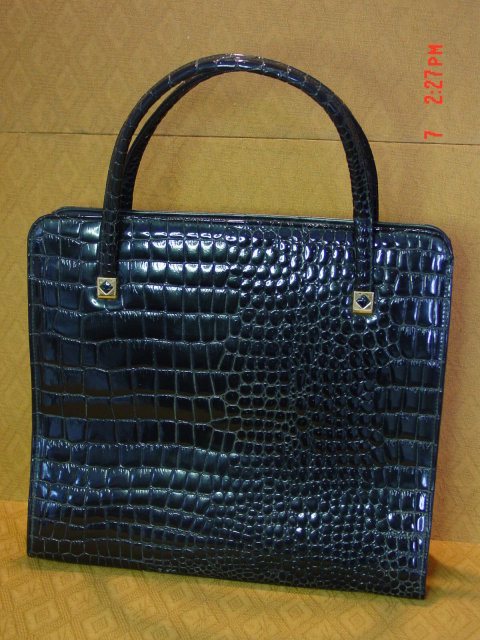 Vintage Large JR Florida USA Black Vinyl Alligator Handbag