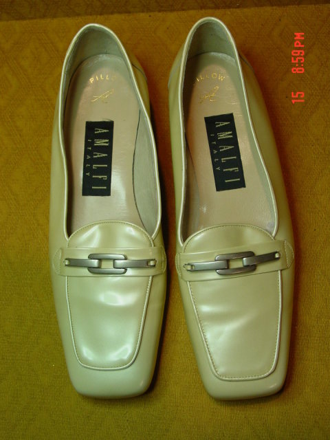 Amalfi Italy Yellow Patent Leather Pillow Flat Shoes Size 9B - New