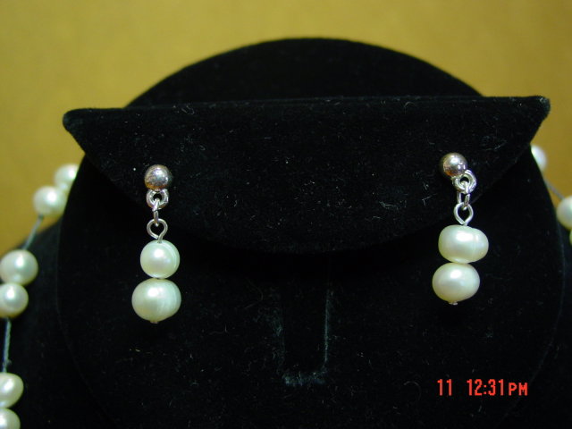 Modern Cultured Pearl Necklace & Pierced Earrings
