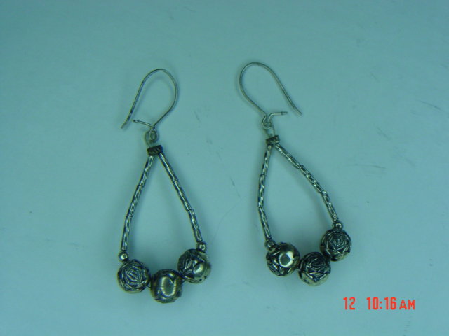 Silver Rose Bead Necklace, Bracelet & Pierced Earrings