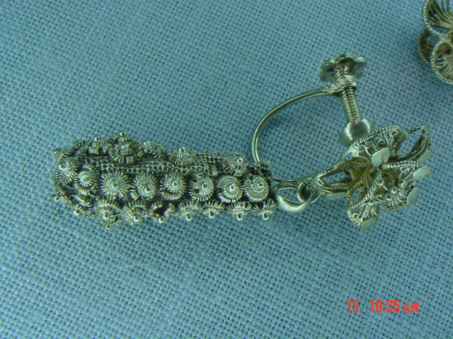 Antique Sterling Silver Filigree Flower Screwback Earrings