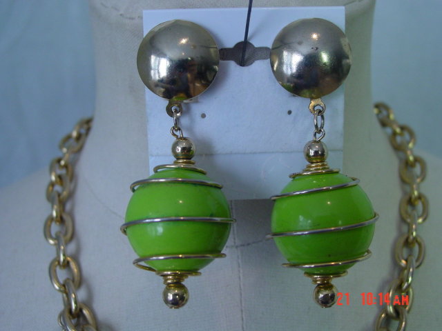 Vintage Colorful Wire Wrapped Bead Necklace & Clip Earrings