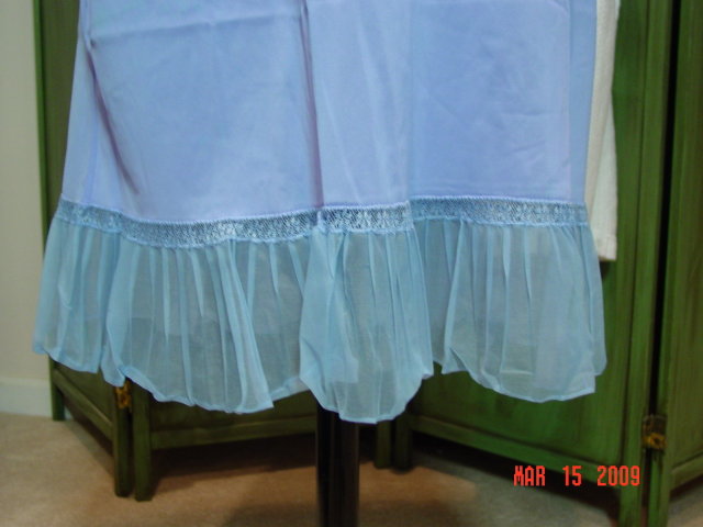 Pale Lavender Nylon Slip by Rogers Size 34 Average
