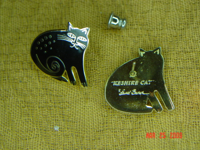 Laurel Burch Keshire Cat Pierced Earrings