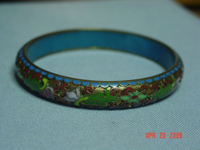 Vintage Chinese Cloisonne' on Brass Bangle Bracelet