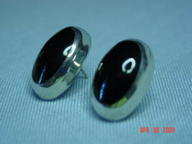 Taxco Mexico Sterling Black Onyx Pierced Earrings