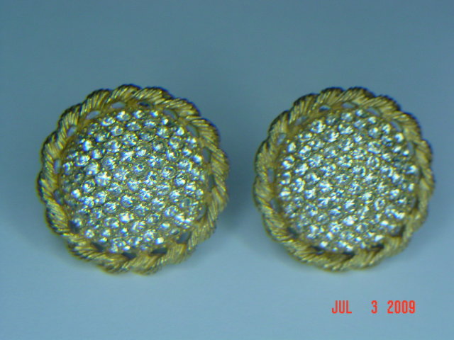 Vintage Hattie Carnegie Goldtone Rhinestone Brooch & Clip Earrings