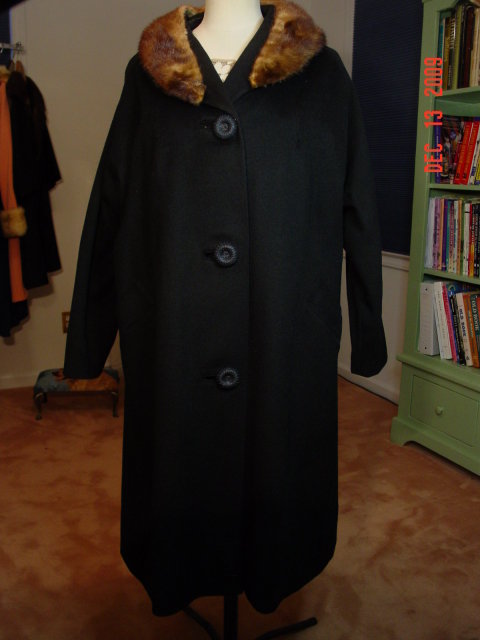 Vintage Black Wool Swing Coat with Mink Collar