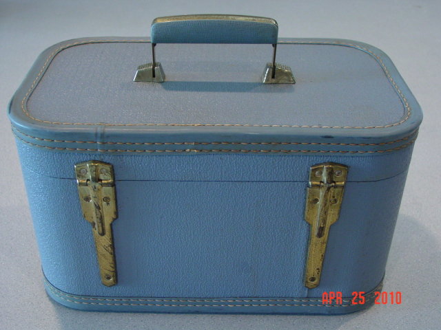 Vintage Blue Starline Train Case