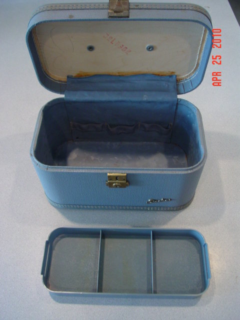Vintage Blue Starline Train Case