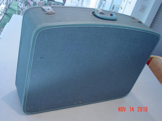 Vintage Large Blue Tweed Travel-Smart Suitcase