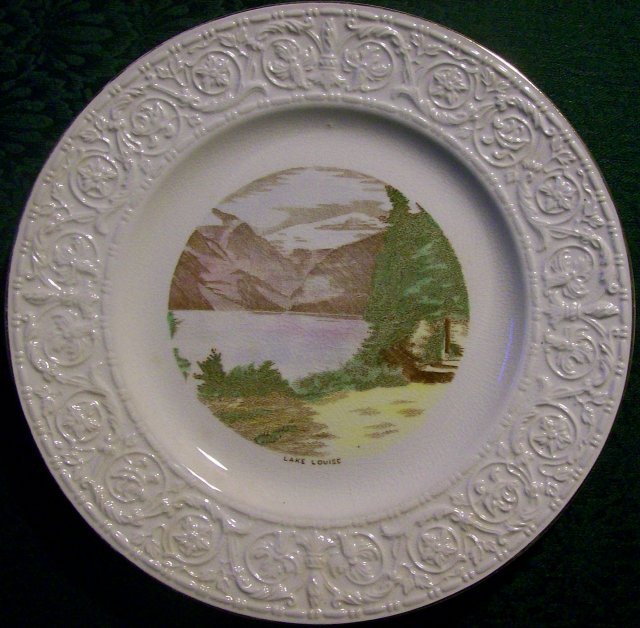 Lake Louise Canada Ceramic Souvenir Plate Crown Devon 1930s-50s 10