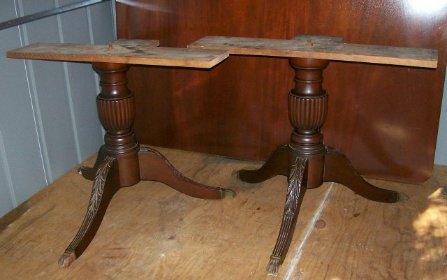 Duncan Phyfe Style Mahogany Dining Table Early 1900's 43