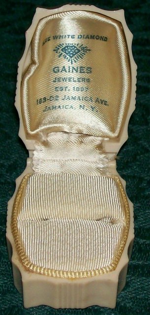 Art Deco Celluloid Plastic Ring Box Hinged Lid Jamaica New York 1920's-30's