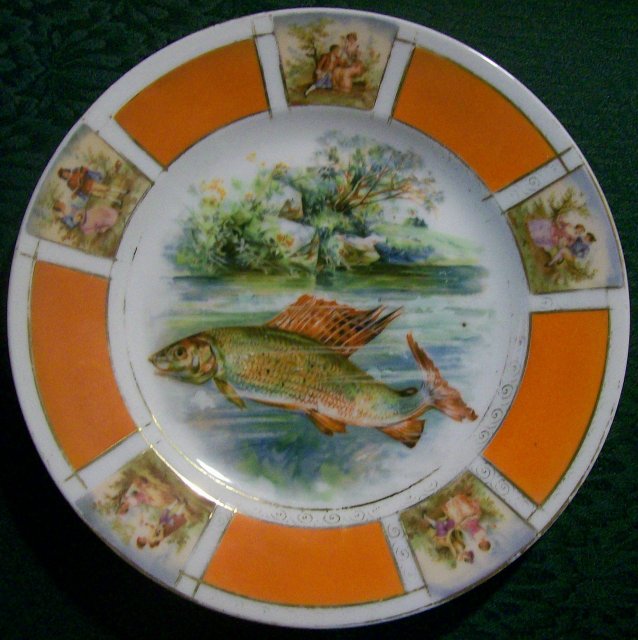Victoria Czechoslovakia Ceramic Fish Plate 8 5/8
