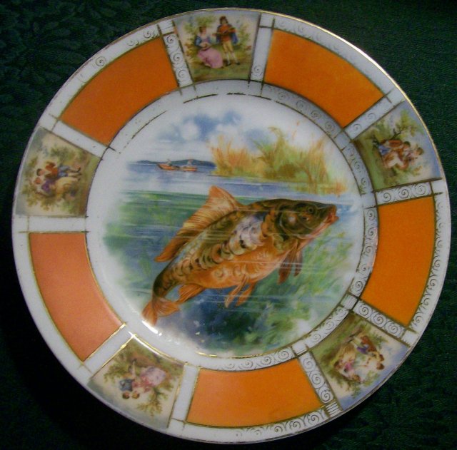 Victoria Czechoslovakia Ceramic Fish Plate 8 5/8