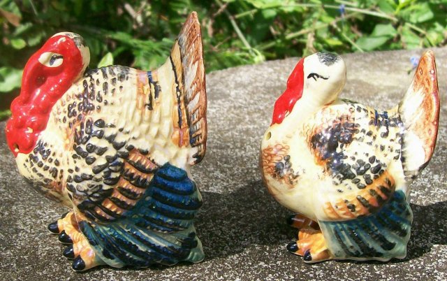 Turkey Figural Ceramic Salt & Pepper Shakers Japan 1930's-50's 3.5