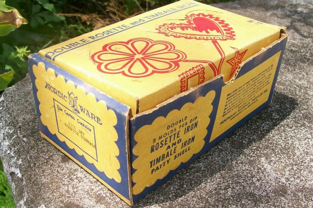 Nordic Ware Rosette/Timbale Set #210 w/Box & Recipe Book 1950's-60's