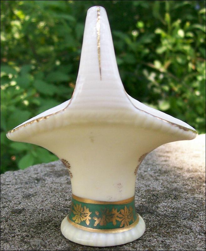 Cheddar Cliffs England Souvenir Ceramic Mini Basket Early 1900's