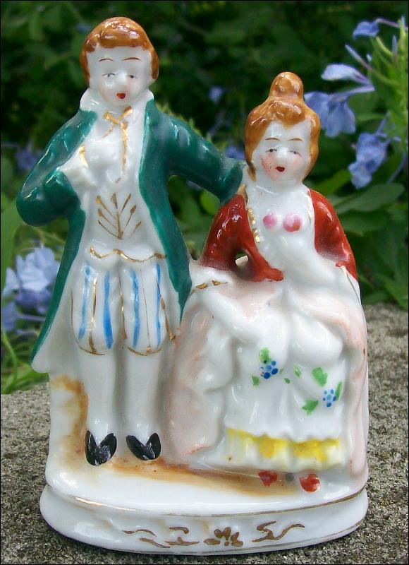 Occupied Japan Colonial Couple Figurine
