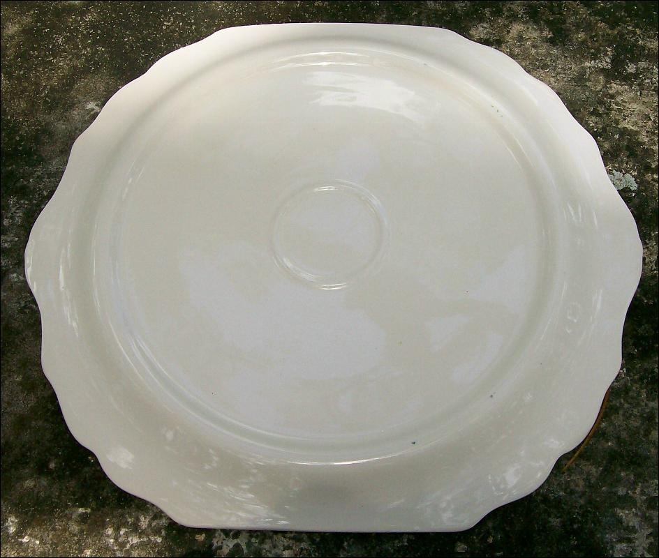 Harker Deco Handled Cake Plate: Anemones