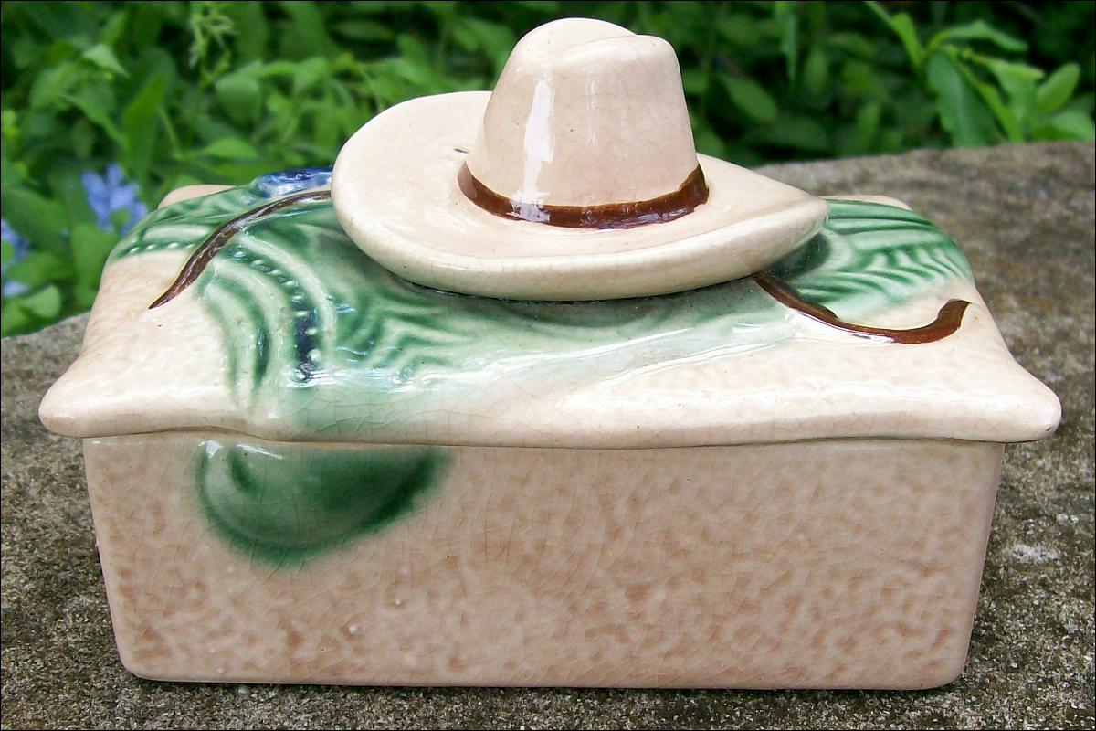 Western Cowboy Themed Covered Ceramic Box 1930s-50s Japan