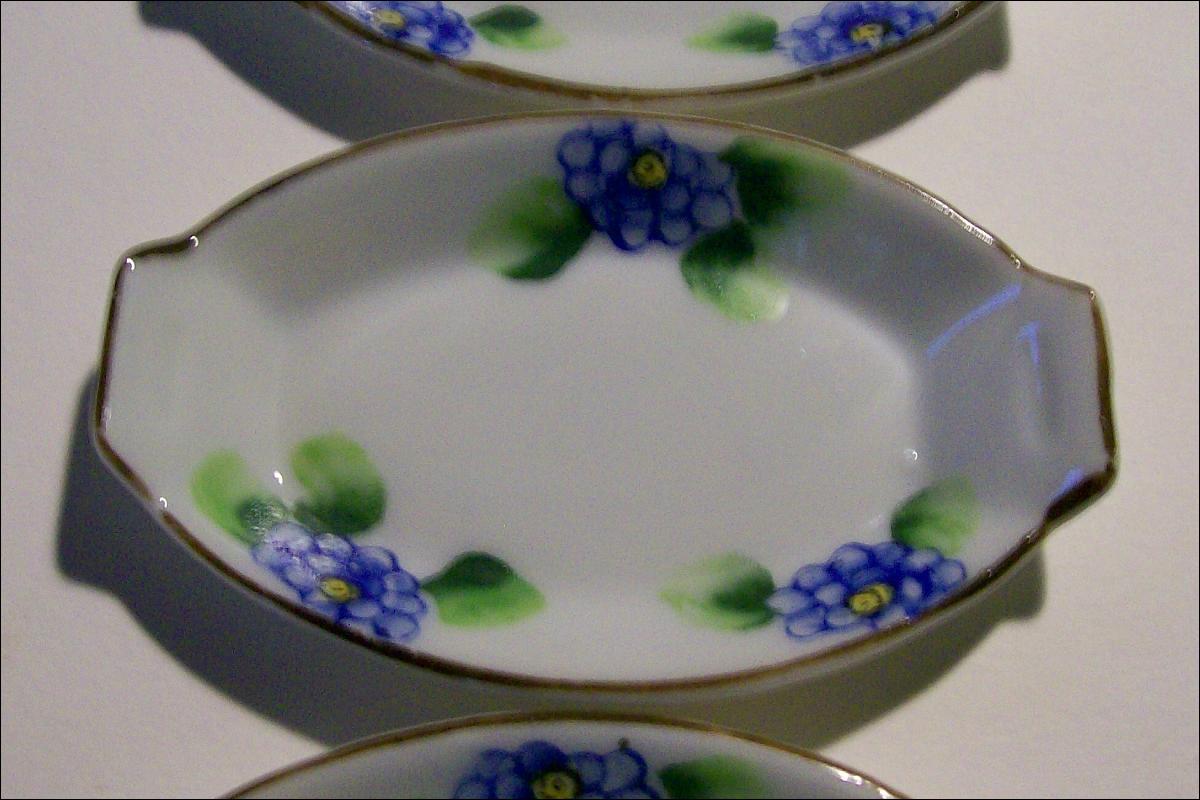 Japanese Porcelain Open Salts with Blue Flowers: 1920's-30's