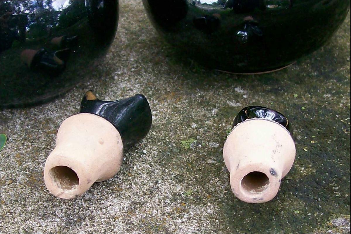 Mid-Century Japan Ceramic Oil & Vinegar Cruets Black w/Hand-Painted Fruit 6.75