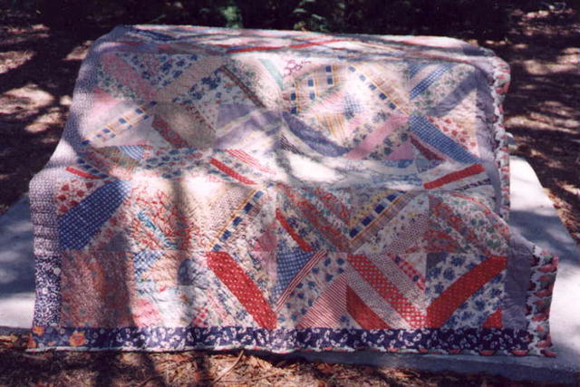 Random Pattern Quilt 1930's-50's