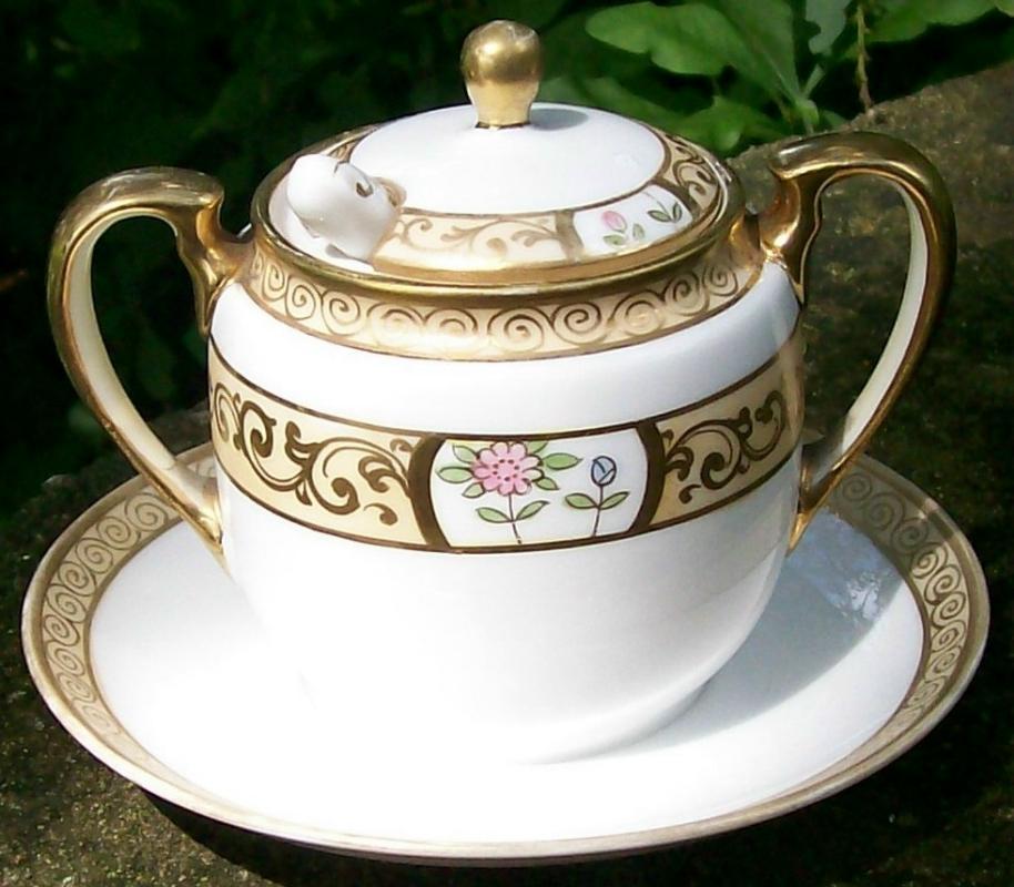 Noritake Nippon Mustard with Attached Undertray