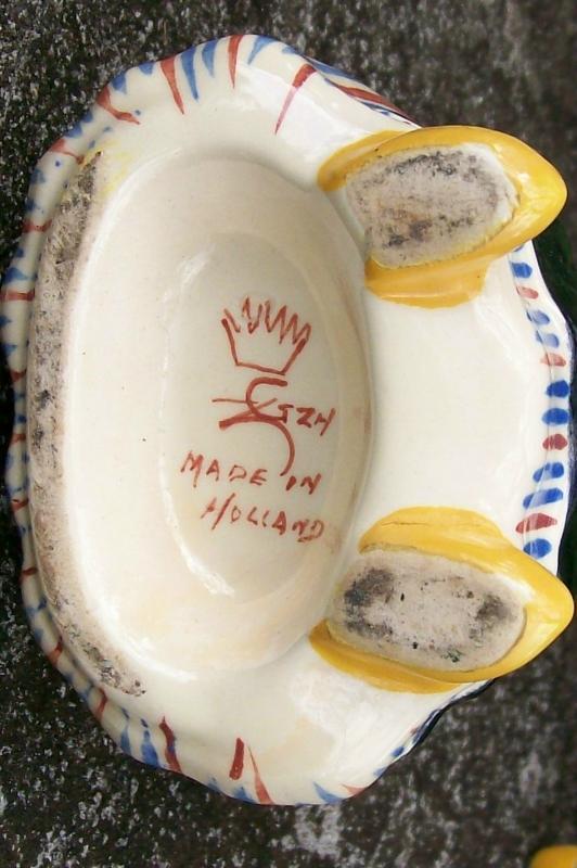 Zenith Gouda Ceramic Bols Liquer Dutch Couple Decanter Pair