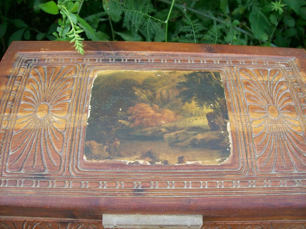 Cedar Wood Dresser Box Domed Lid Pastoral Scene Decoration