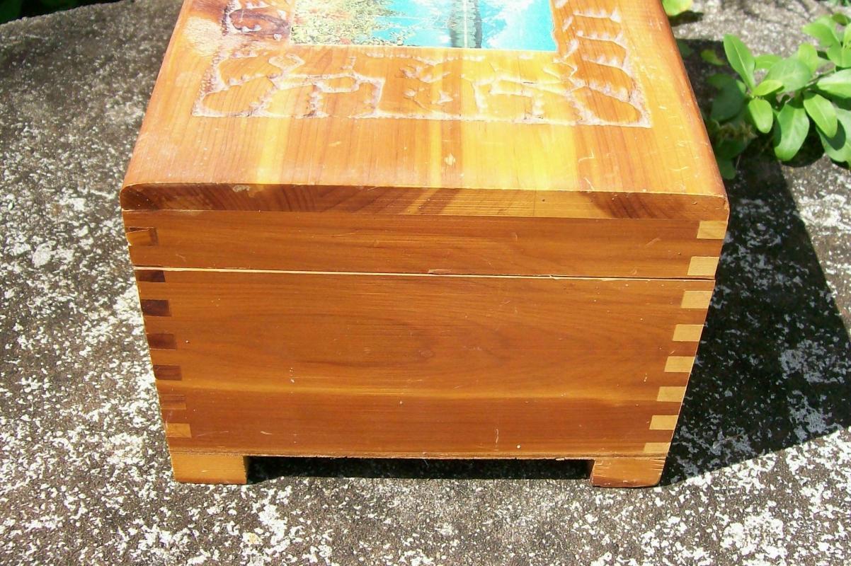 Cedar Wood Dresser Box with Mirror Molded Decoration Chromolithograph