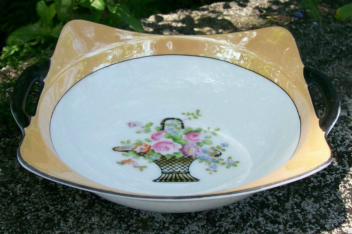Noritake Art Deco Lusterware Bowl: Two-handle