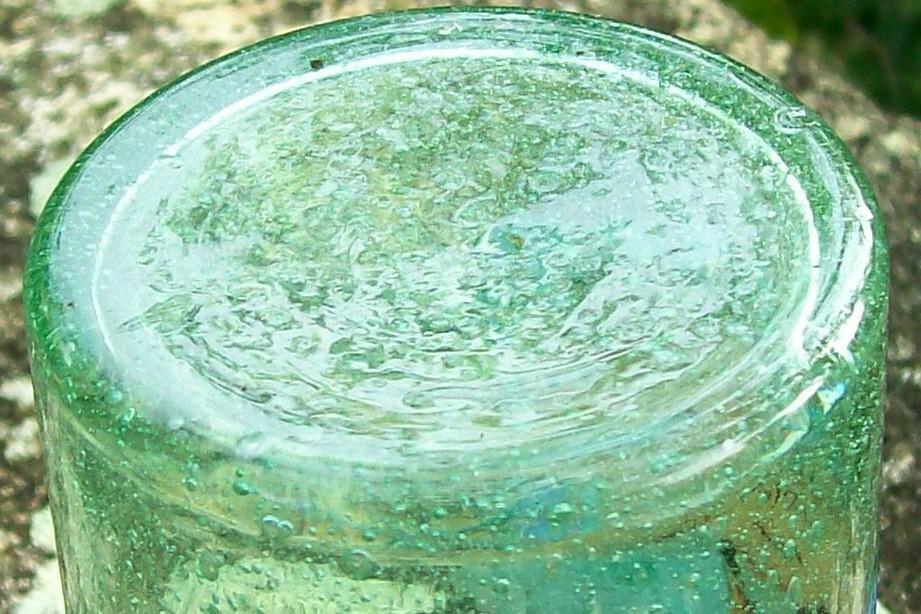 Czech Blown Seed Bubble Glass Tumbler Dickens Character Sam Weller Green 4 7/8