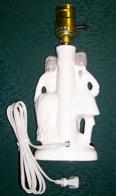 Colonial Couple Figural Ceramic Lamp 1950s-60s Japan 9.75