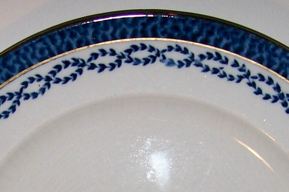 Booth's Silicon China Ceramic Plate Flow Blue Chain Link Border #805_?