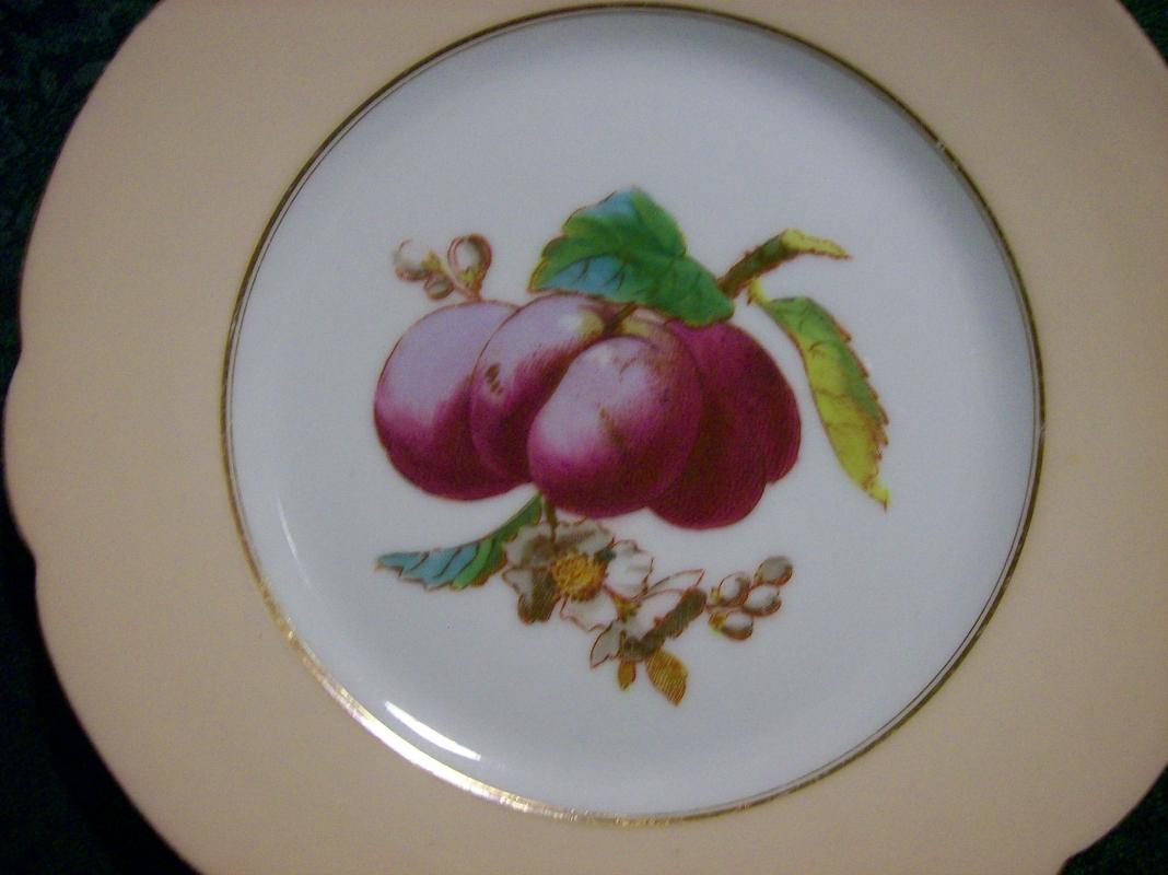Haviland Limoges Porcelain Fruit Plate Ca. 1880 Plums 8.5