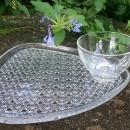 A. Hocking Triangle 16-Pc. Glass Snack Set Daisy & Button Original Box